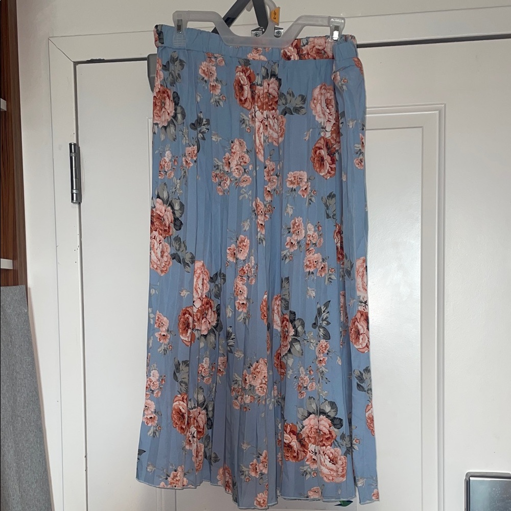 SHEIN Blue Floral A-Line Skirt